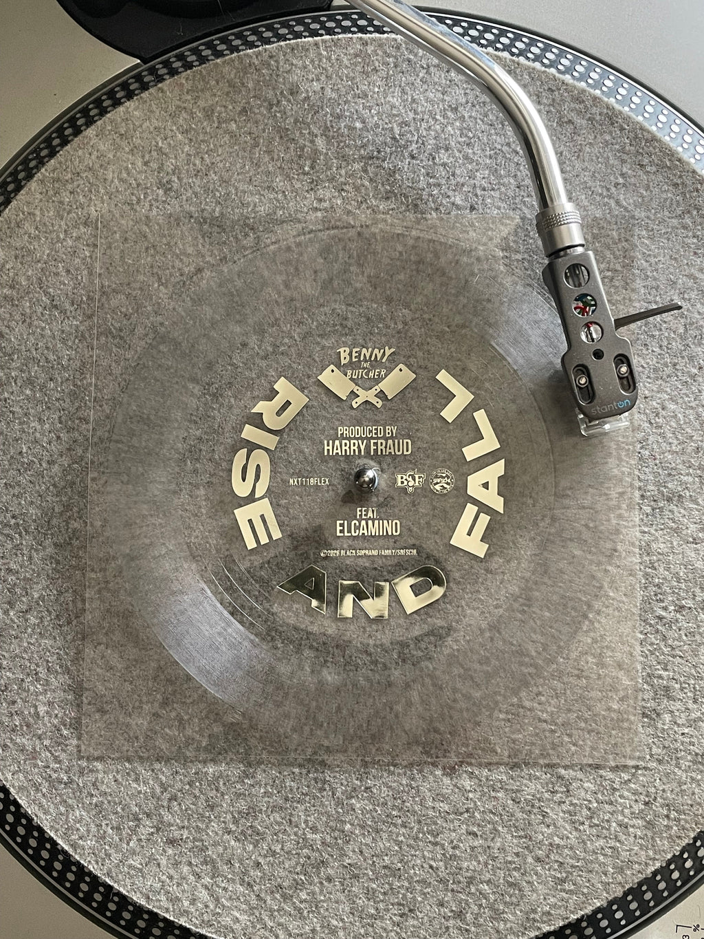 The Plugs I Met 2 : 5th Anniversary Edition (Black LP w/ OBI & Flexi-Disc)